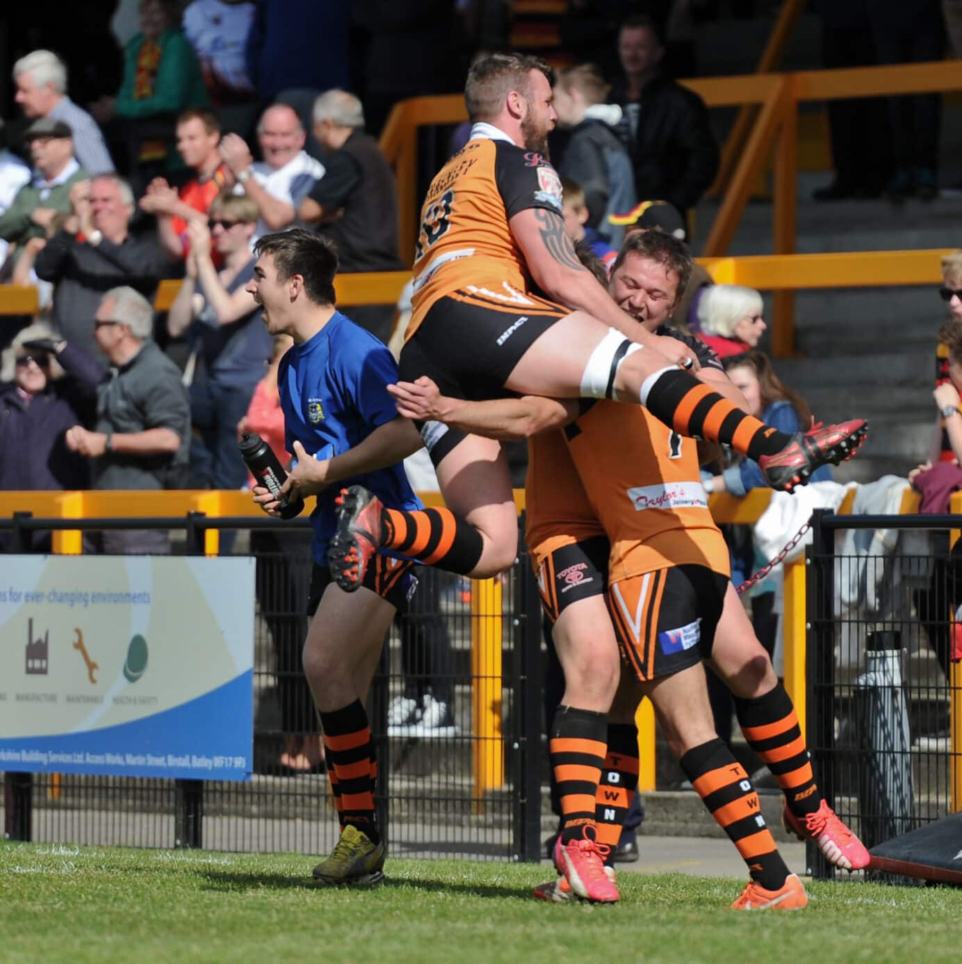 2015 - Dewsbury v Workington - Carl Forber is mobbed after drawing the game 2